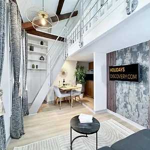 6062 - Stylish Duplex In Olympic Games 2024 Apartment