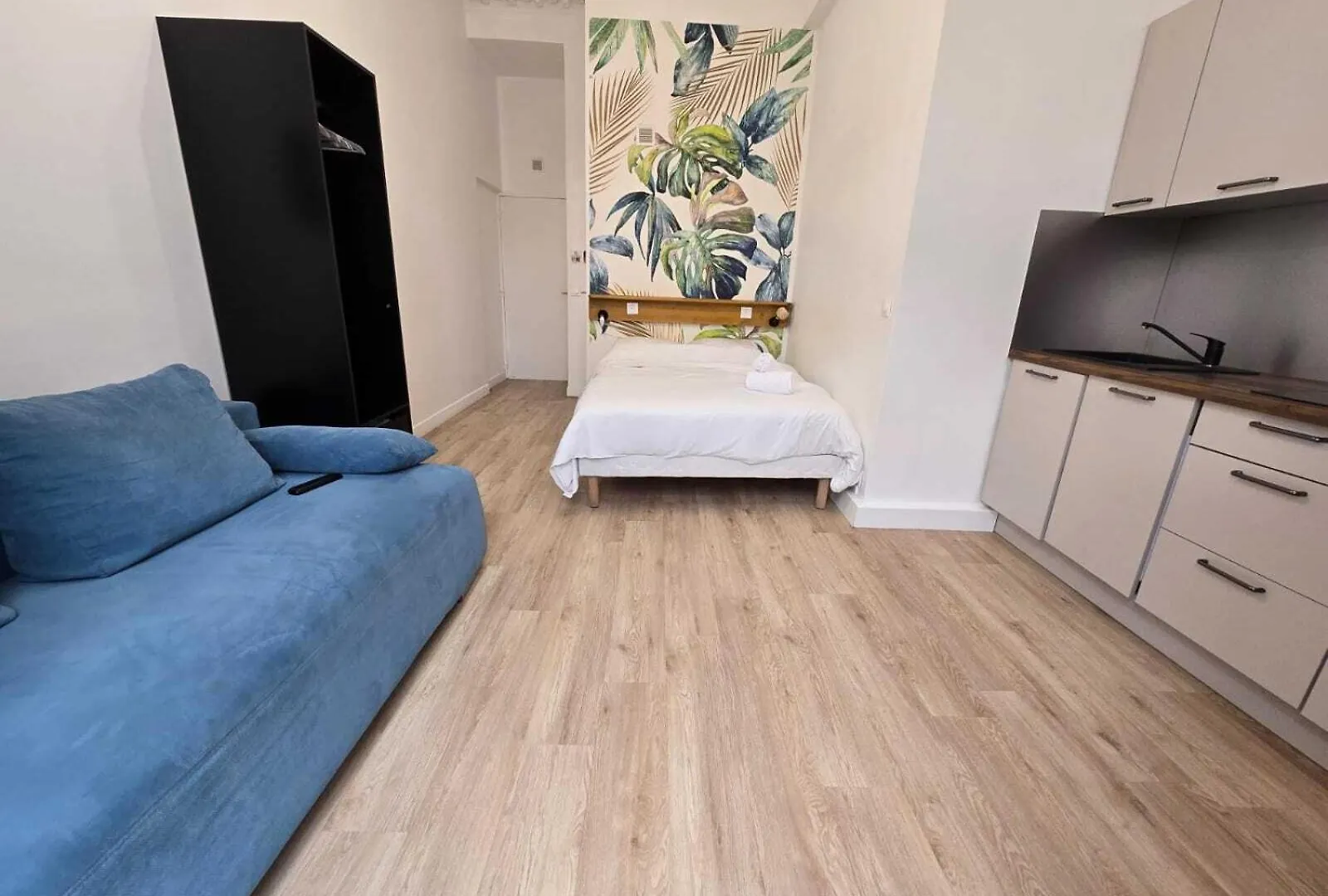 Studio Opera Apartment